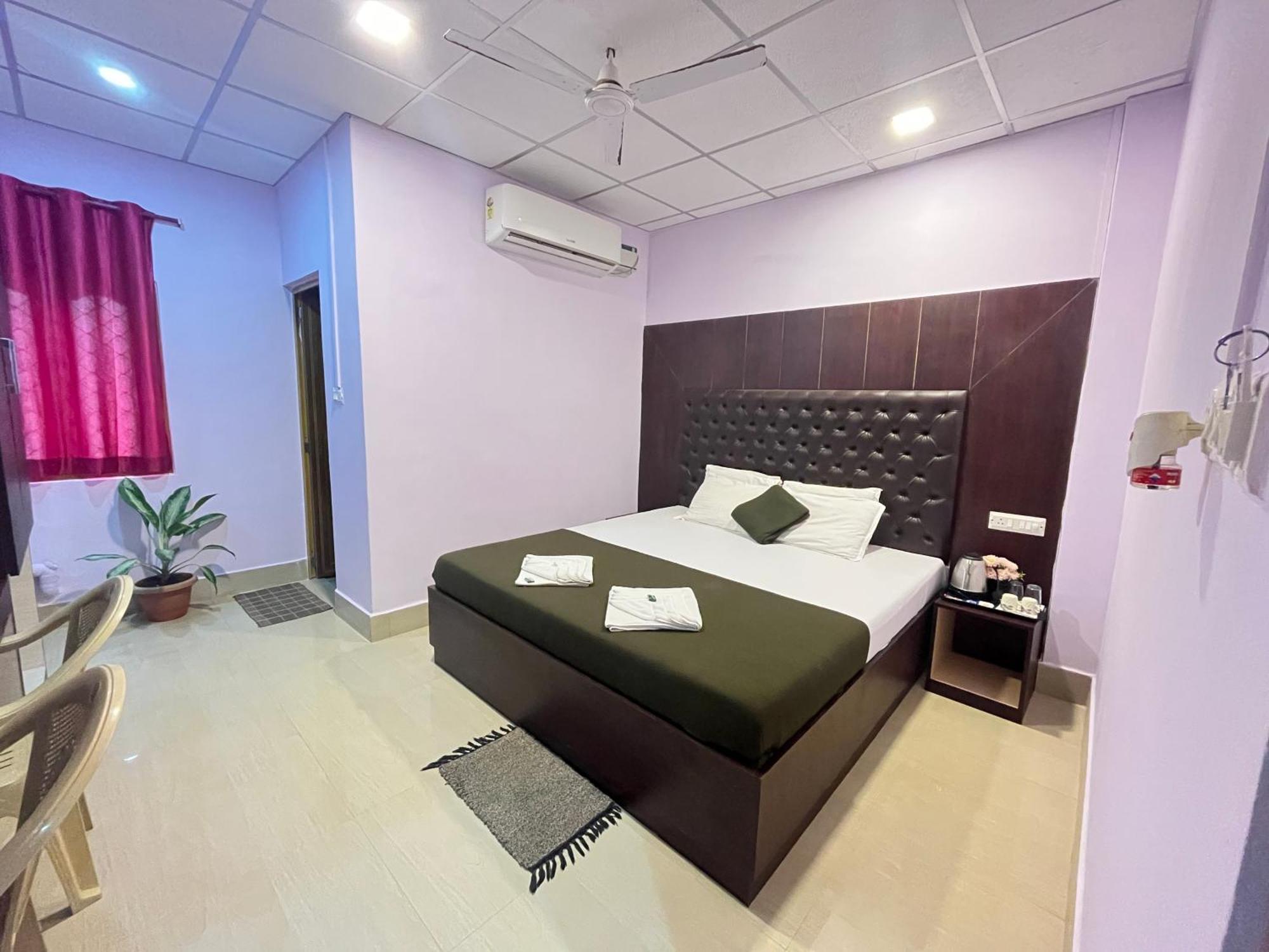 Purnima Residency Hotel Lakshmanpur Quarto foto